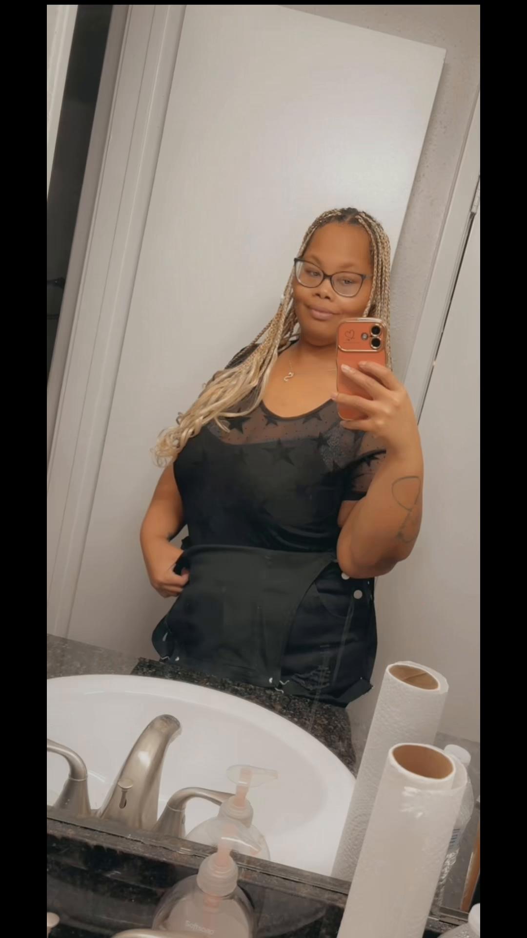 @queensav415