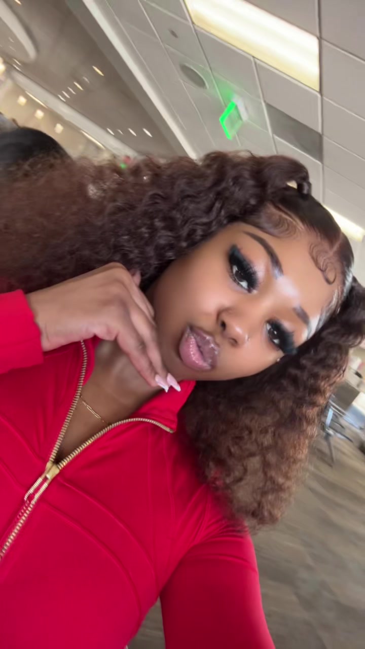 @alayahJ.