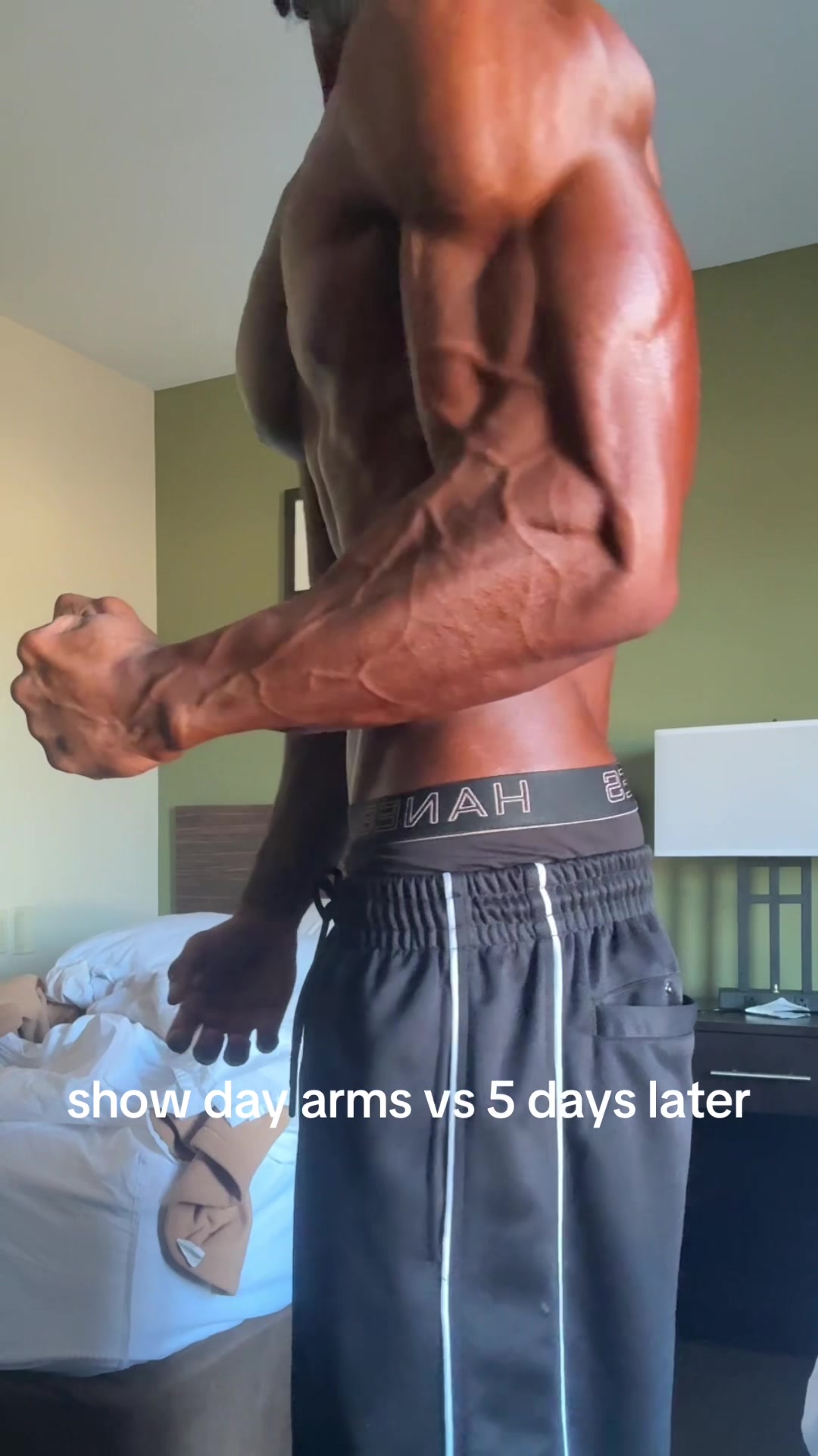 @mj