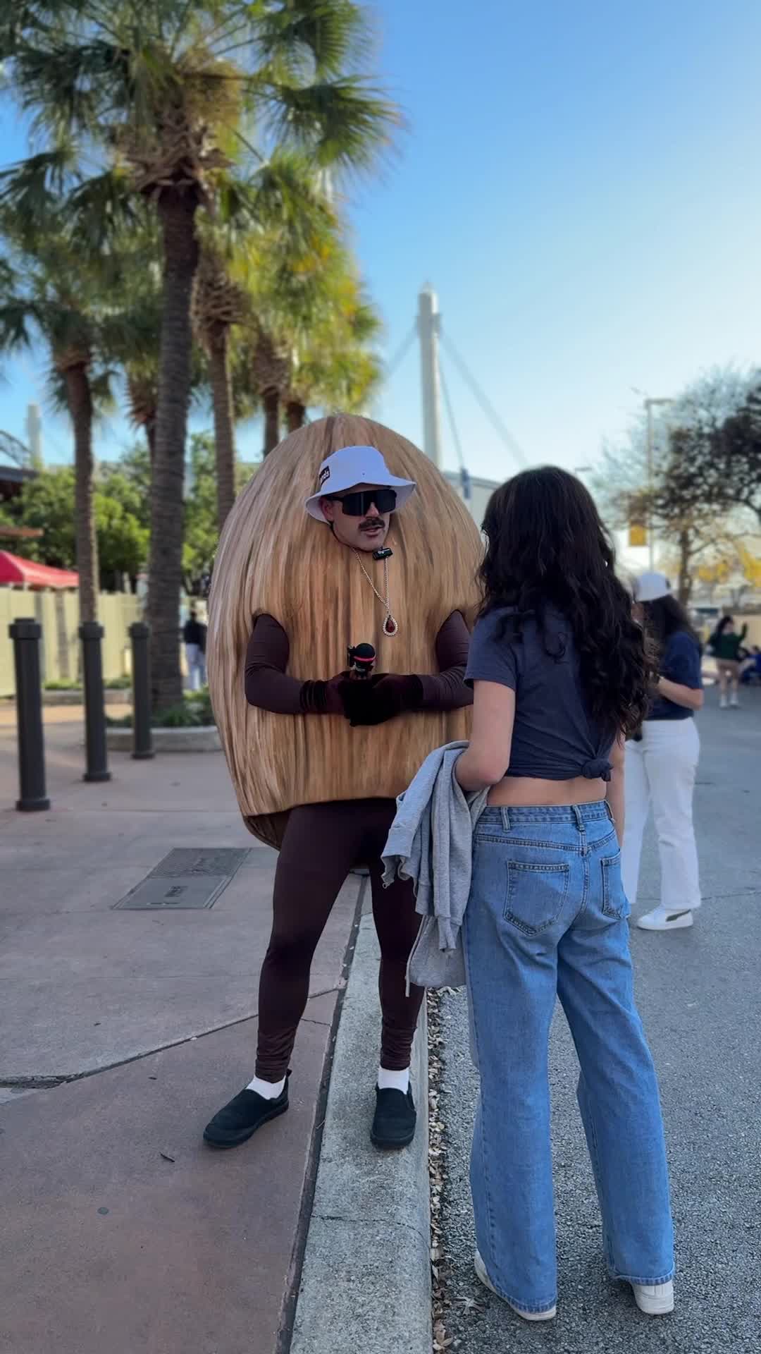 @California Almonds