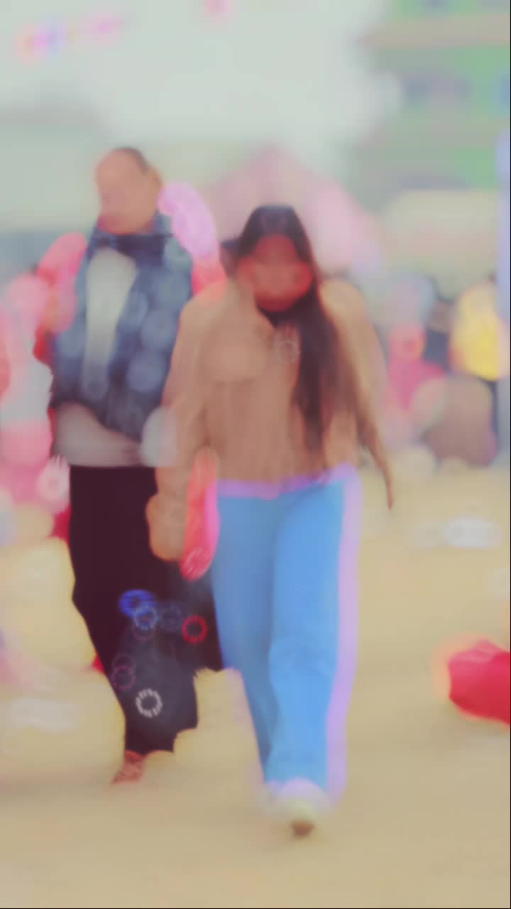 @🐼🦋Aakriti...😊😫🖤