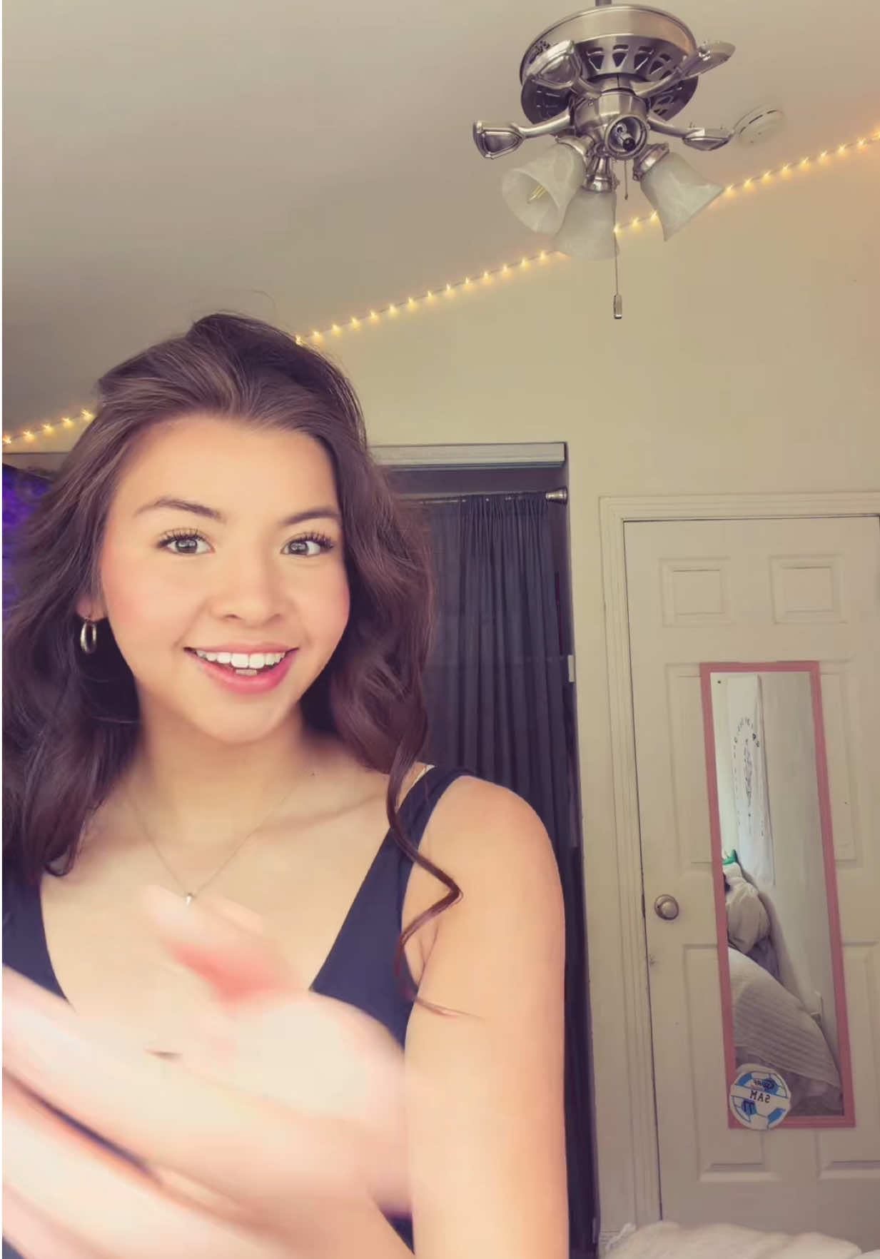 @SamanthaRoseGomez