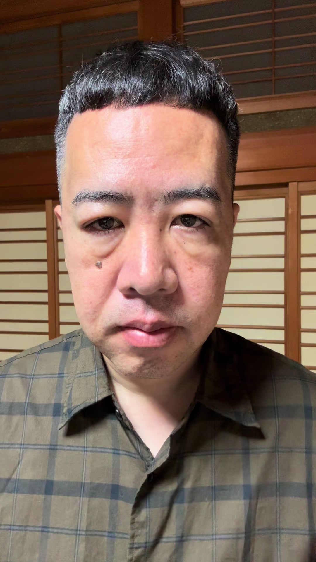 @ドロン