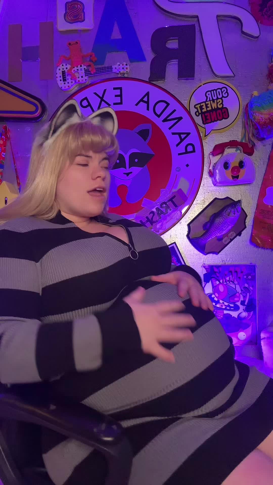 @🌈Sabrina Banks 🦝