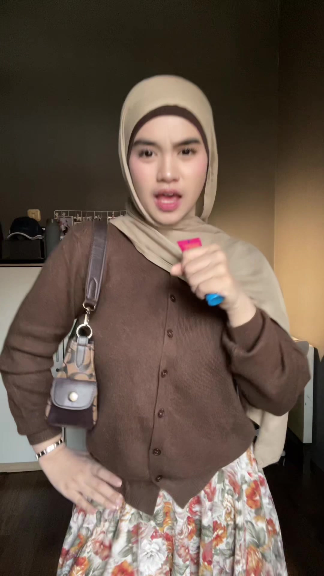 @Nayyut