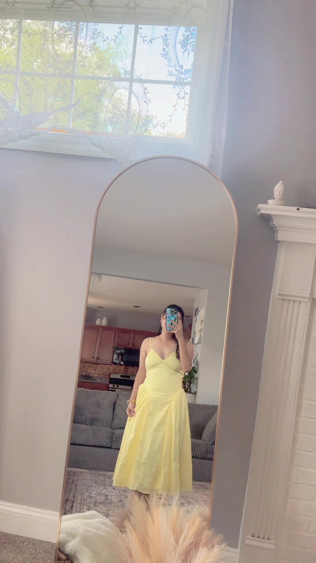 @Naina_🕊️🦋