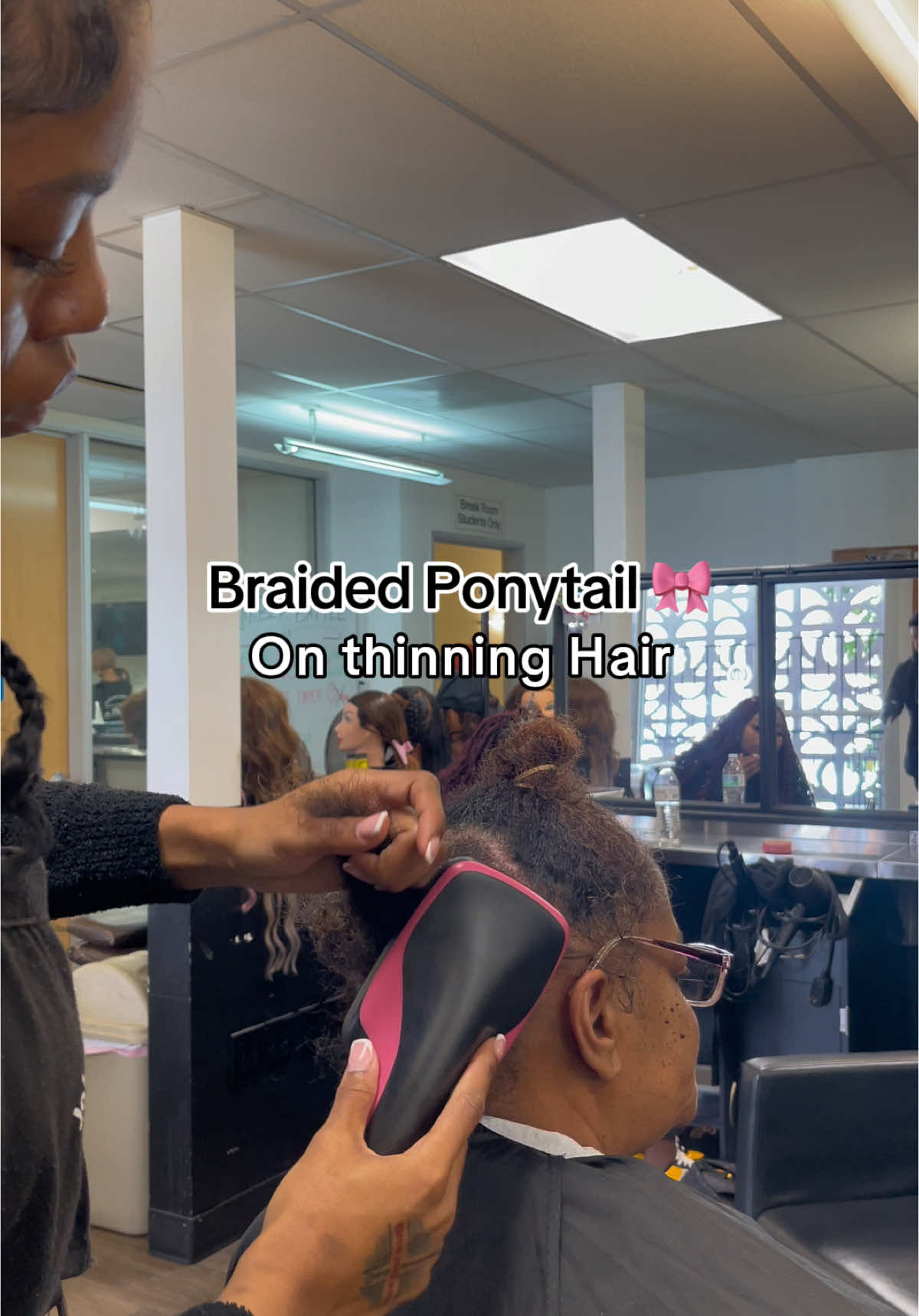 @laniisbeautybar