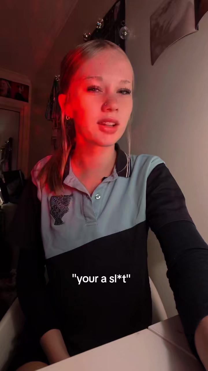 @ellaa🕸️