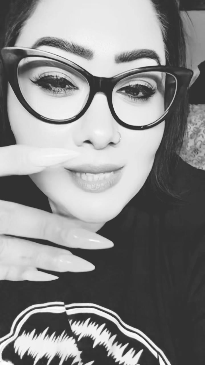 @🖤Miss Z🖤