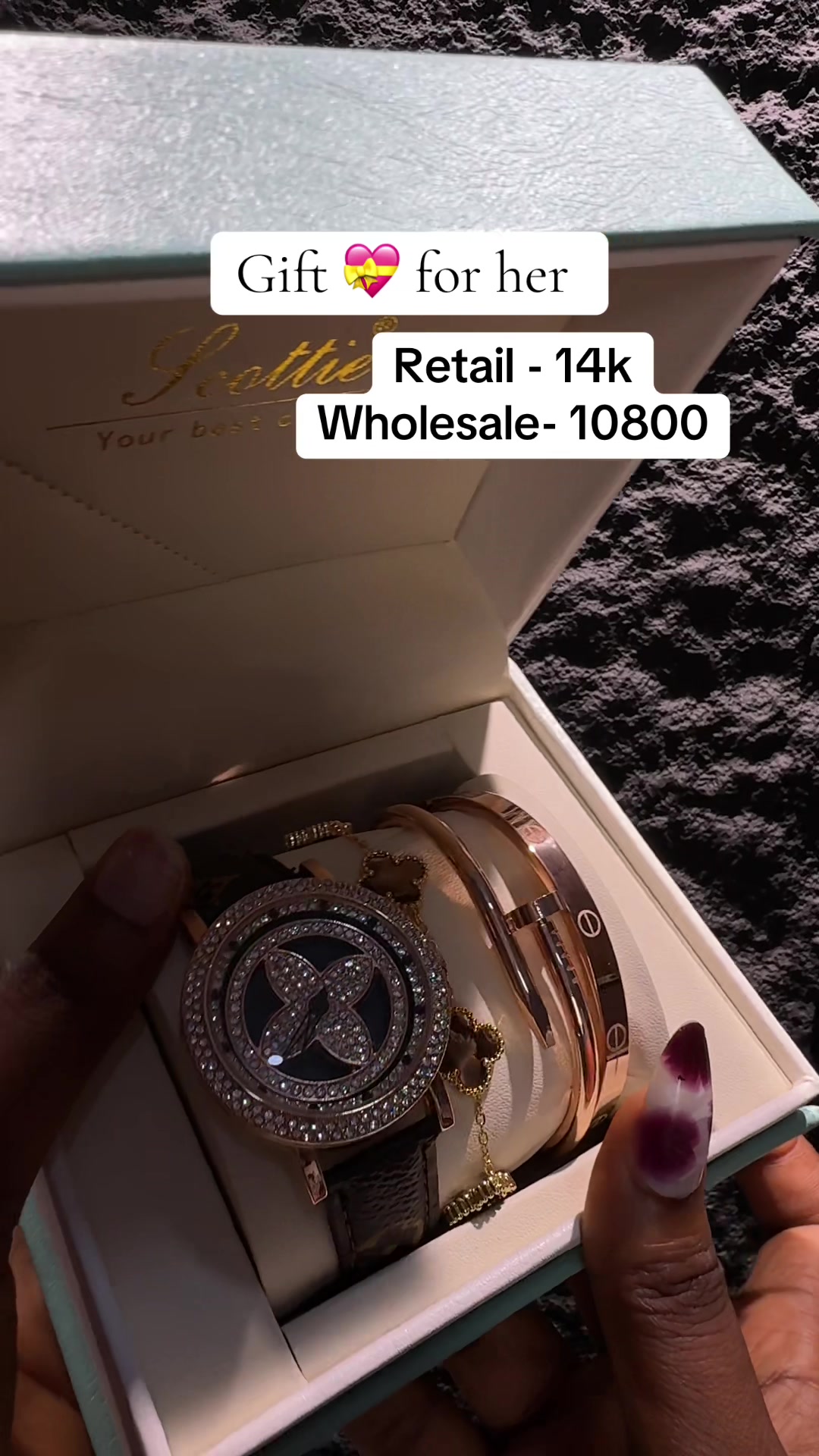 @MADAM JEWELRY WHOLESALER 🌟