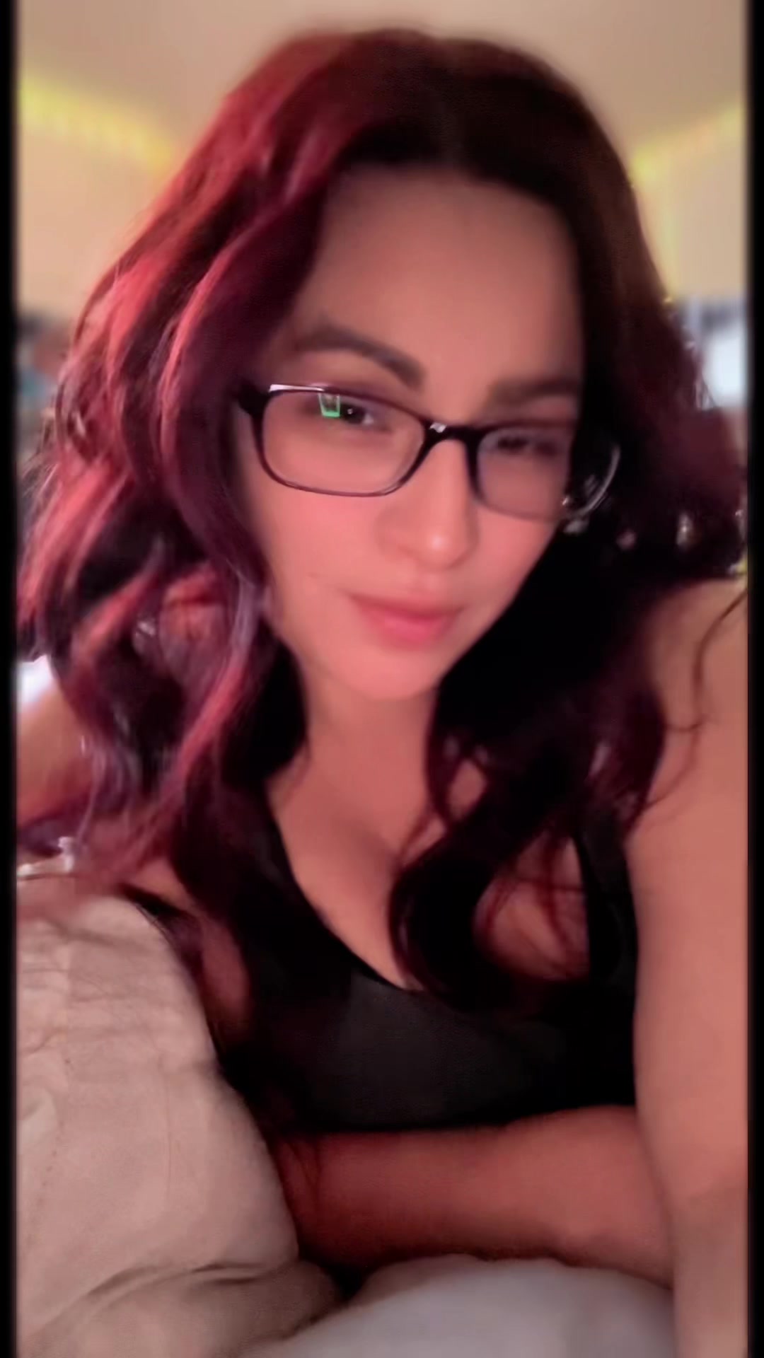 @KittynIza