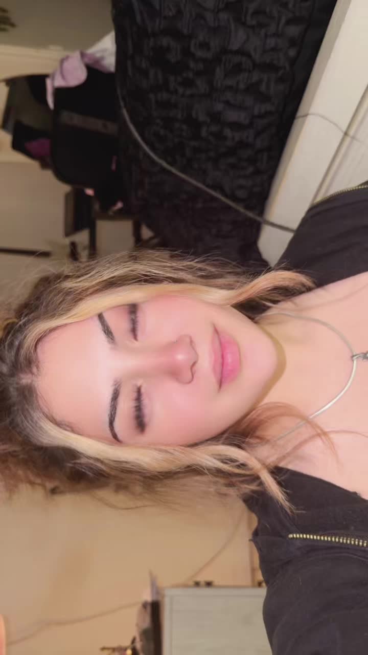 @B 👑
