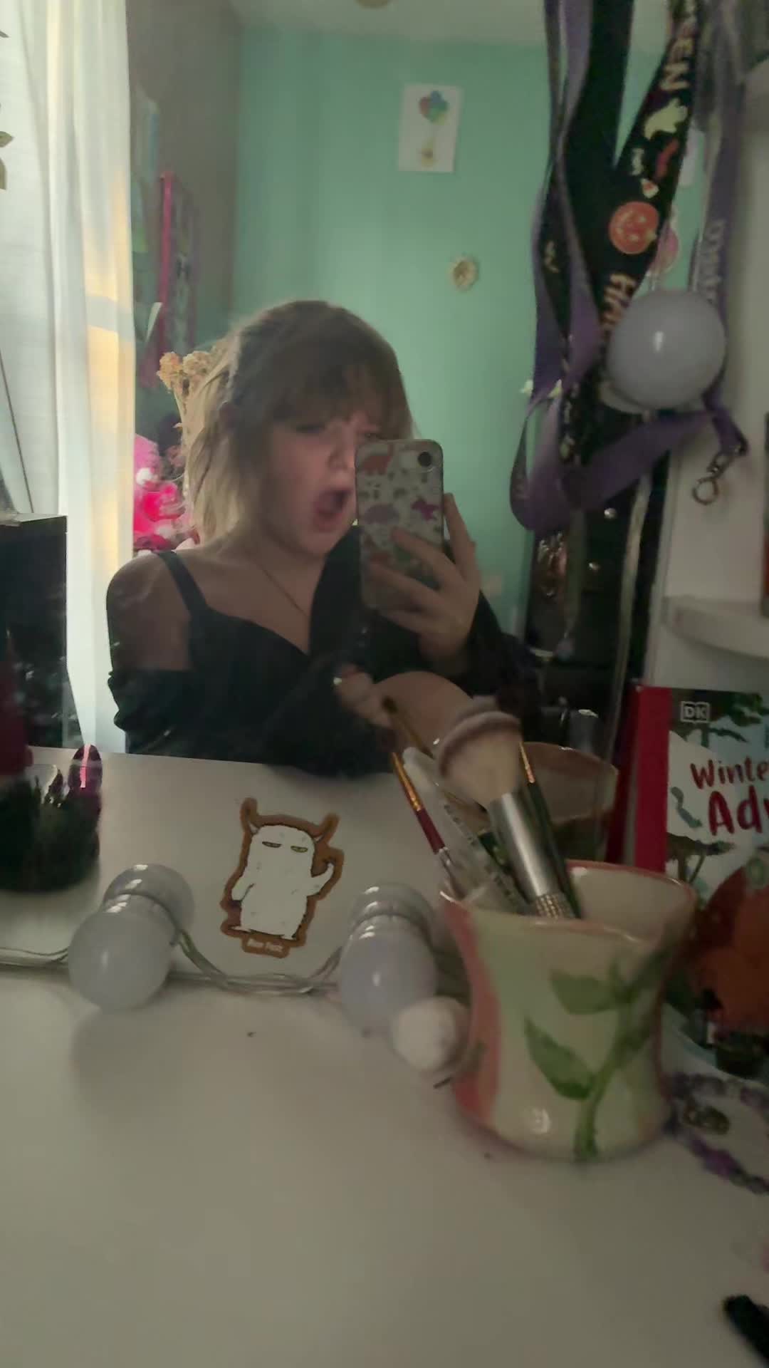 @lucyy