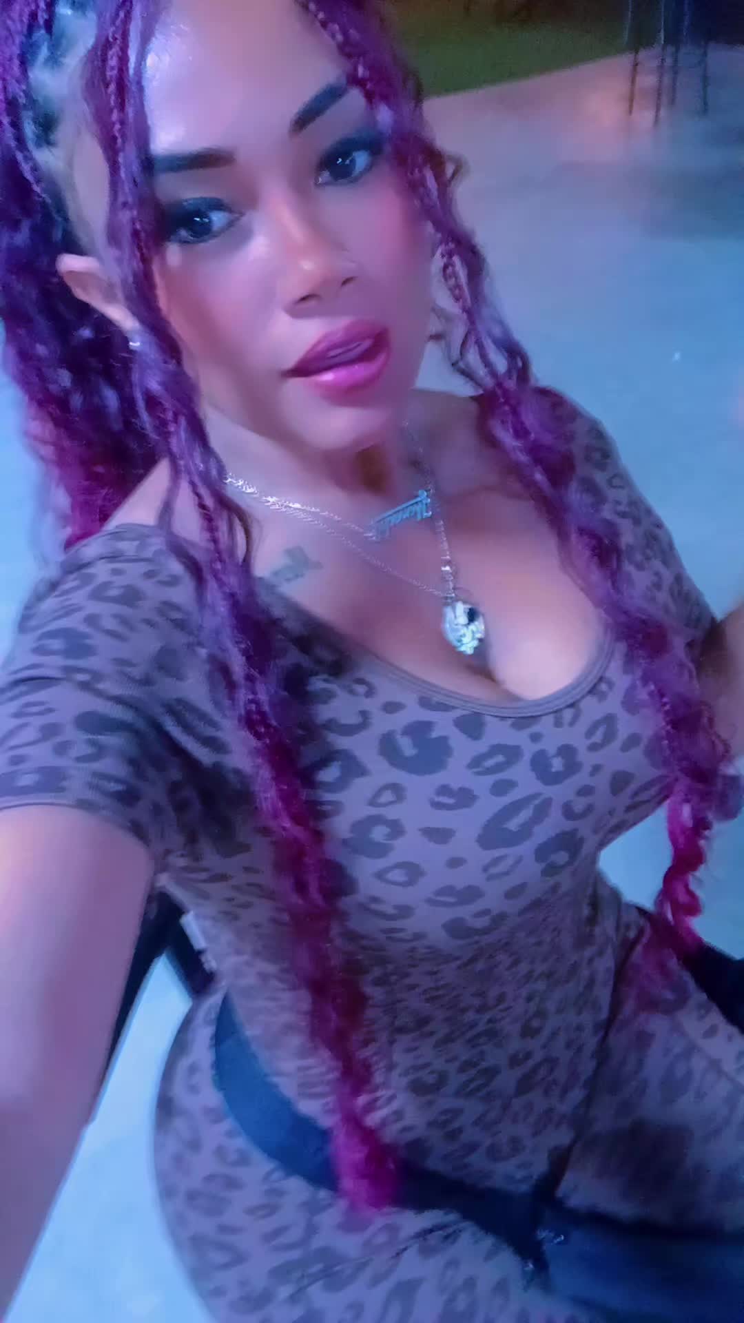 @Dulce Menacho tu negrita bella