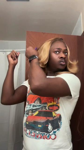 @Darkskinkenn