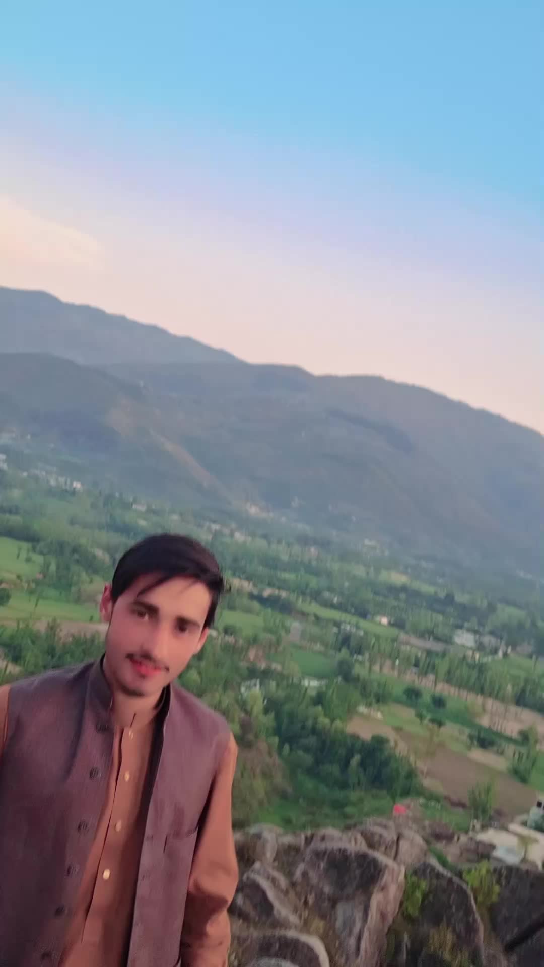 @👉🦋WAQAS🦋👑👈