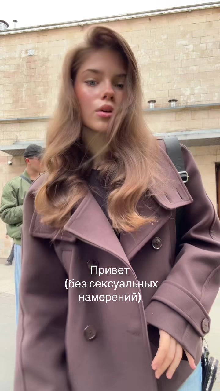@Elisv_