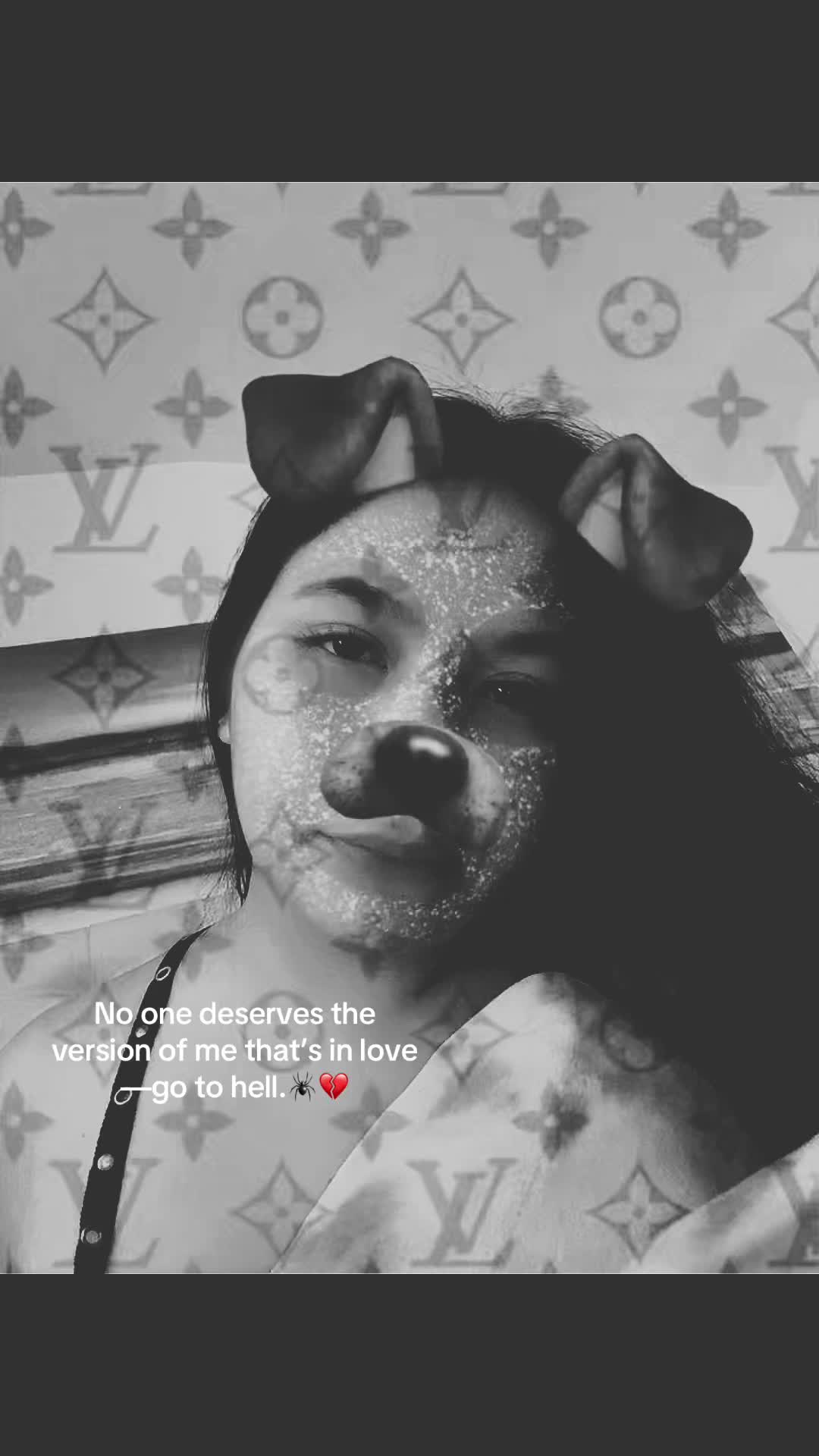 @&ldquo;🕷️🖤&rdquo;