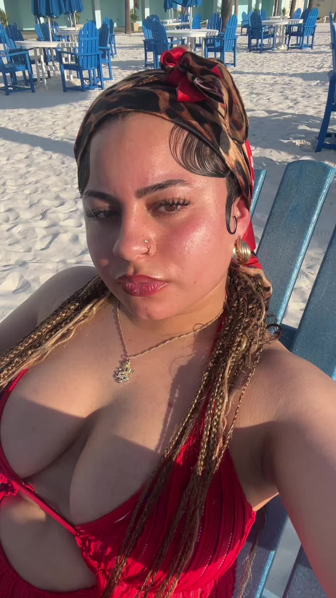 @Kiara