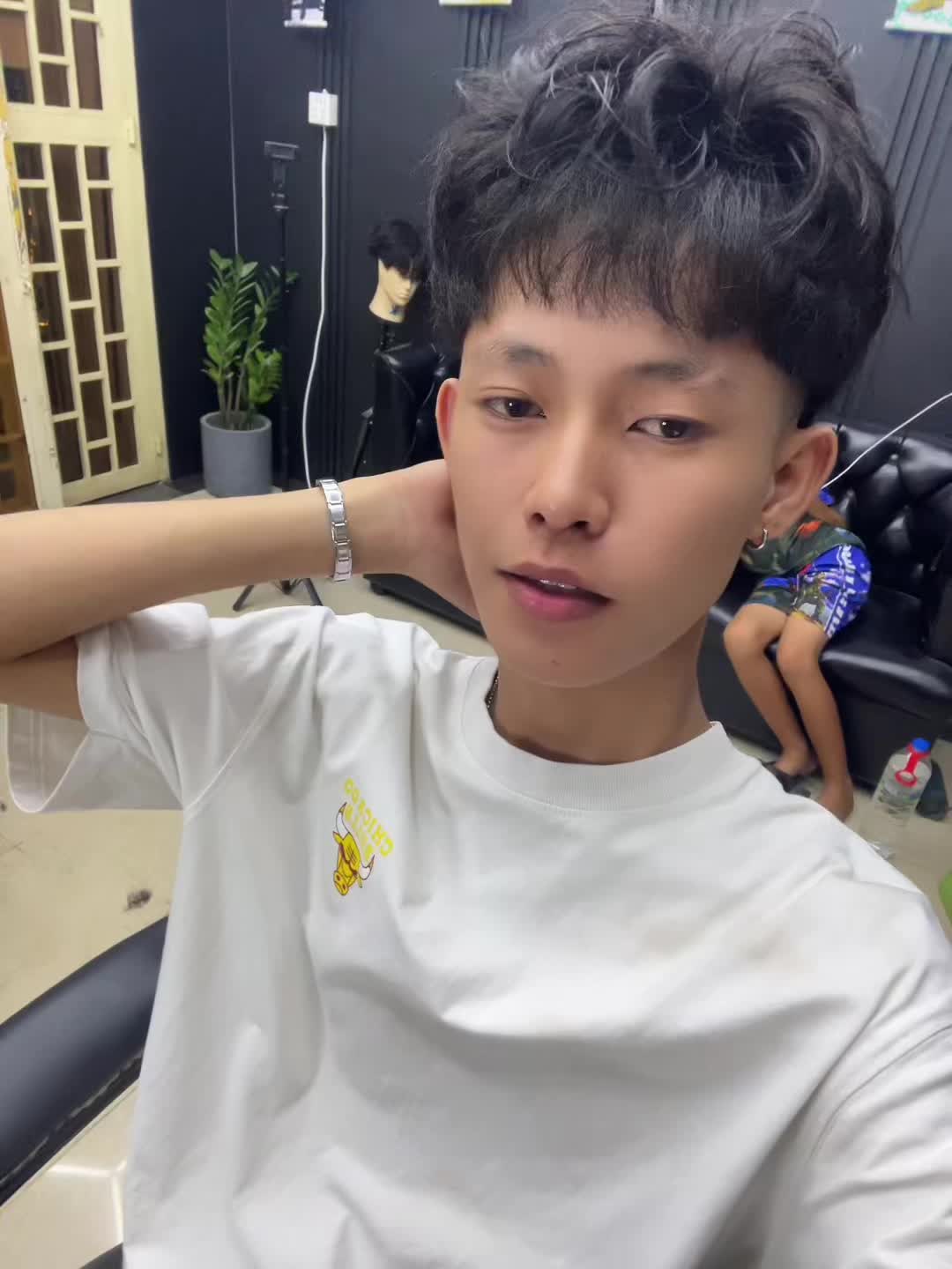 @CHHOŘNG~CHHOŘNG