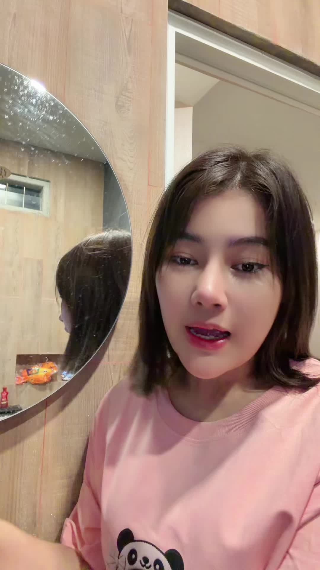 @Cahyaniryn