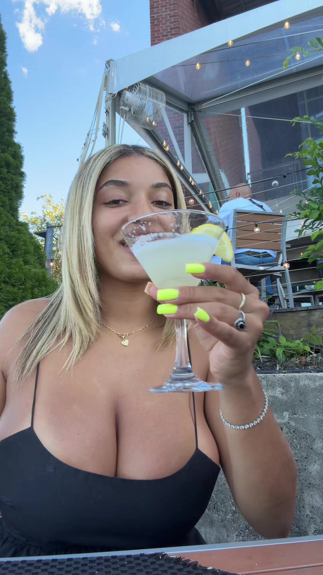 @shantinunn