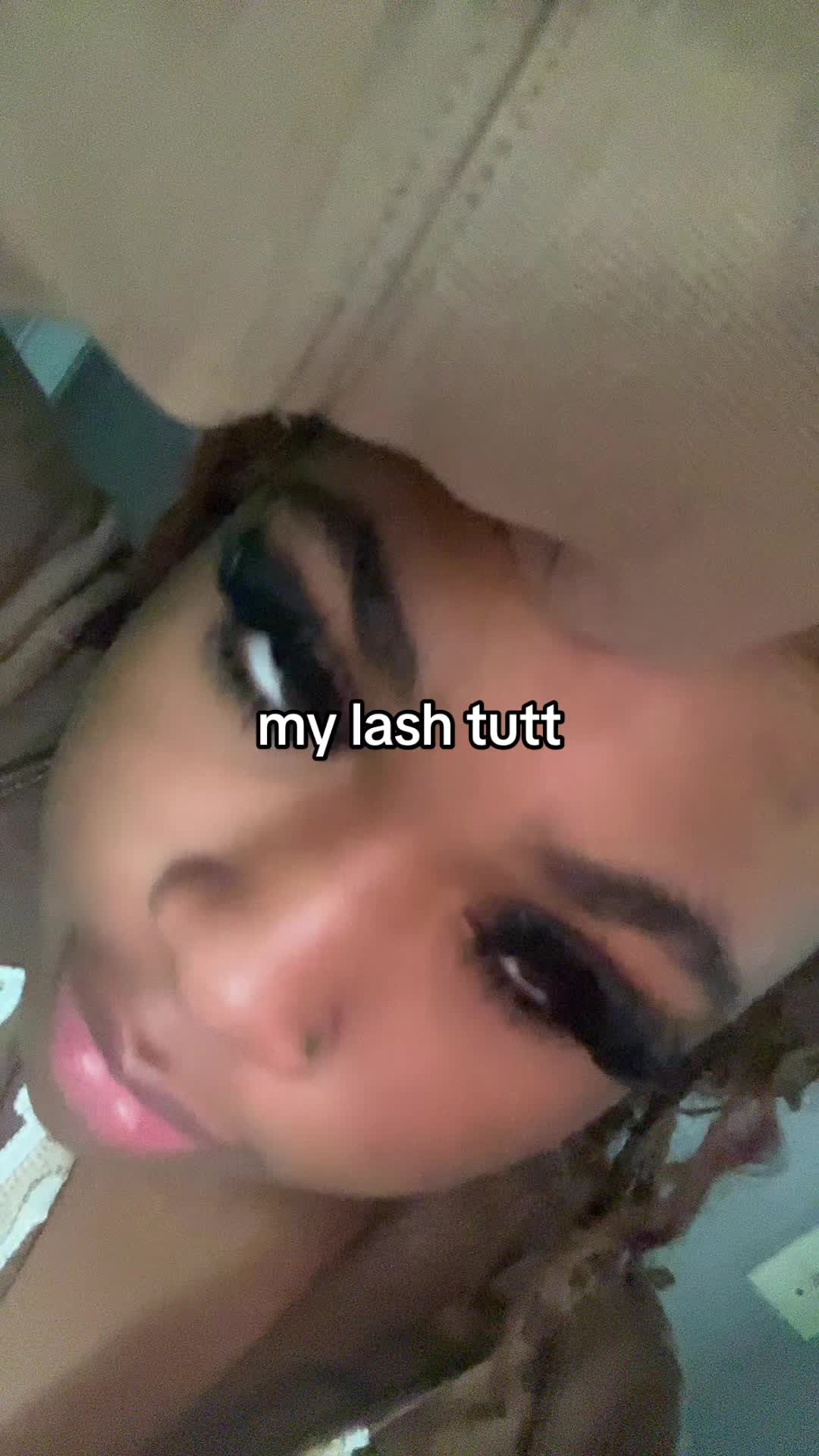 @♕