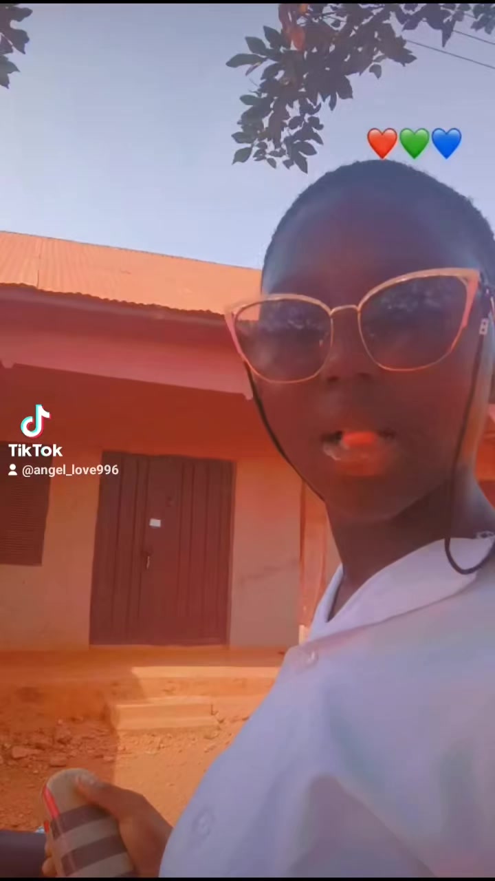 @Angel 😇 girl