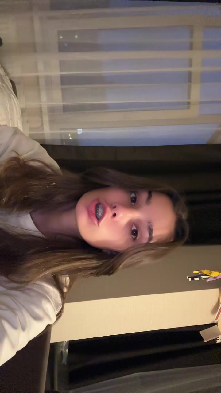 @энни