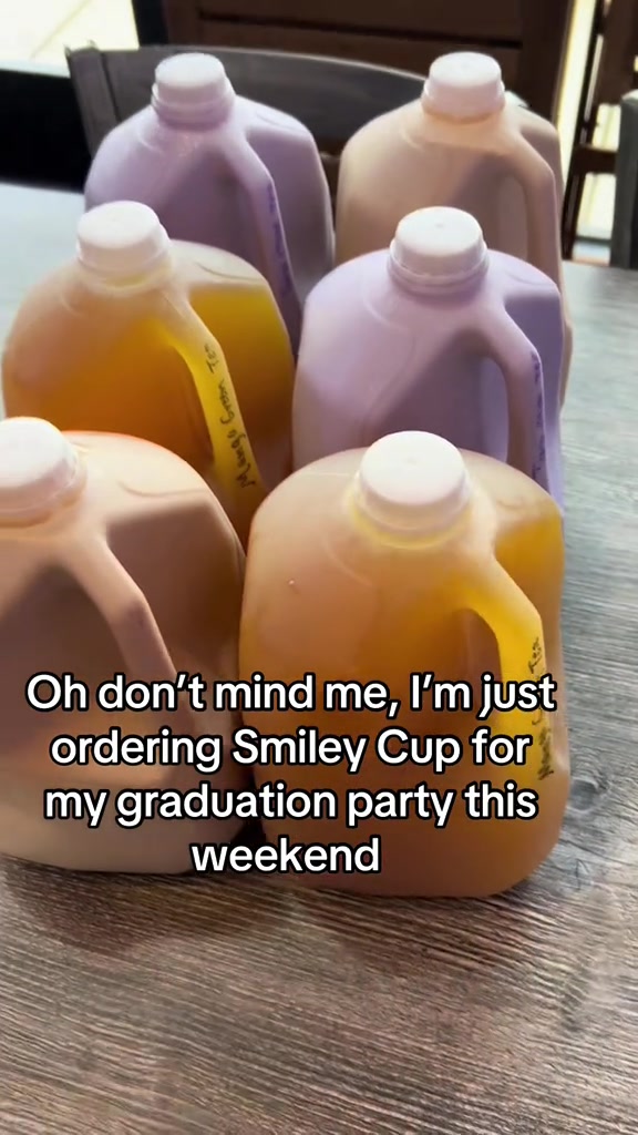 @Smiley Cup