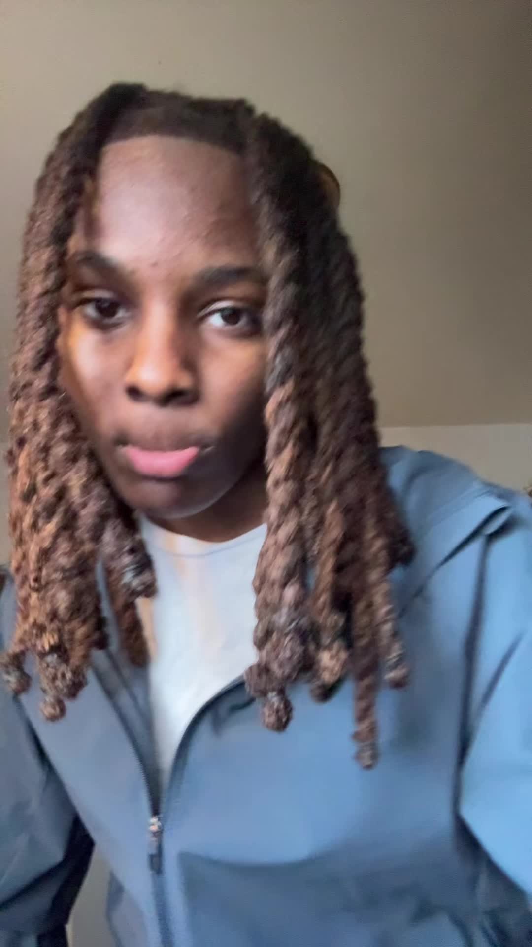 @lightskin stud