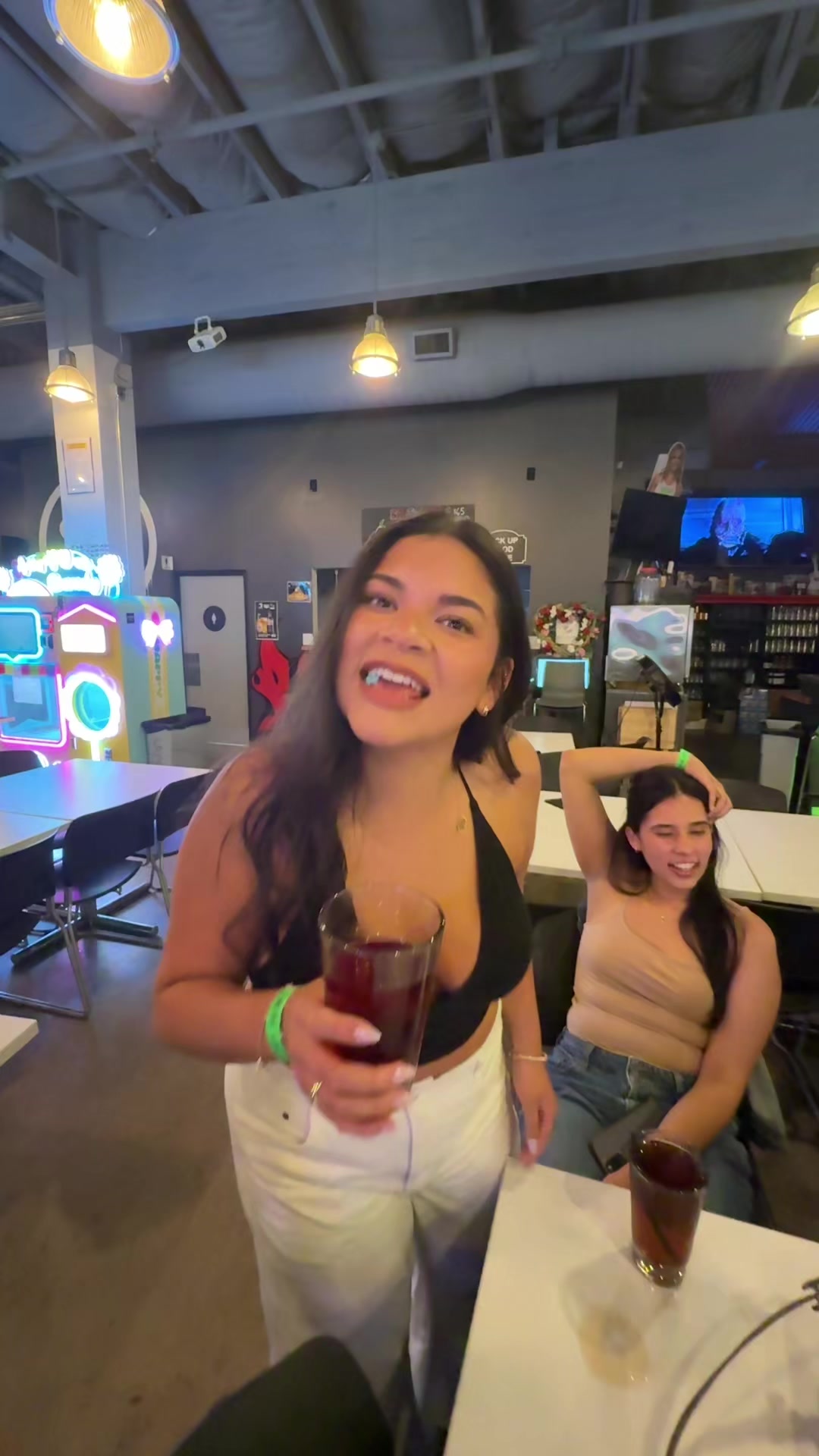 @Anissa🦈