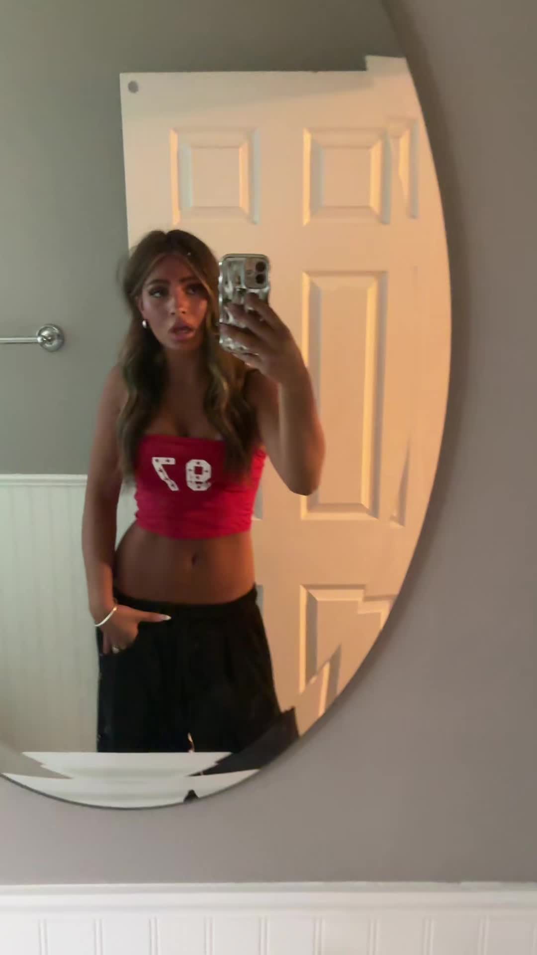 @notmiavhehe
