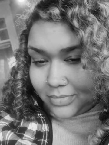 @CurlyheadZimmarria