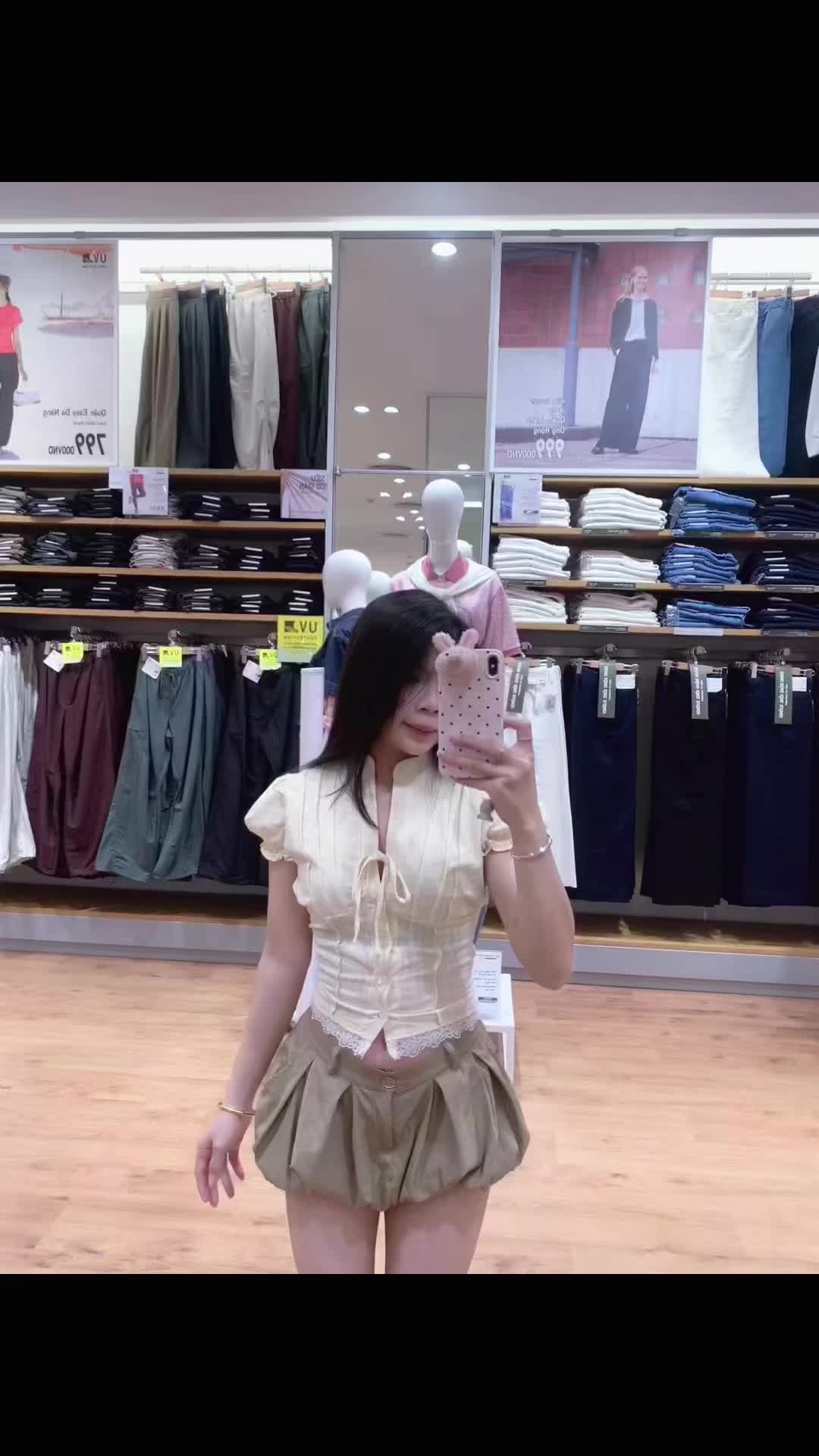 @Ê Mặc Gì ?