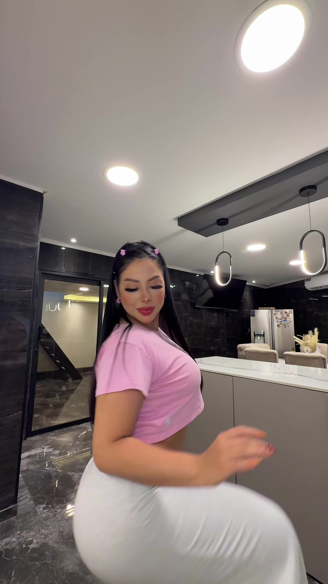 @luisaespinozaviral