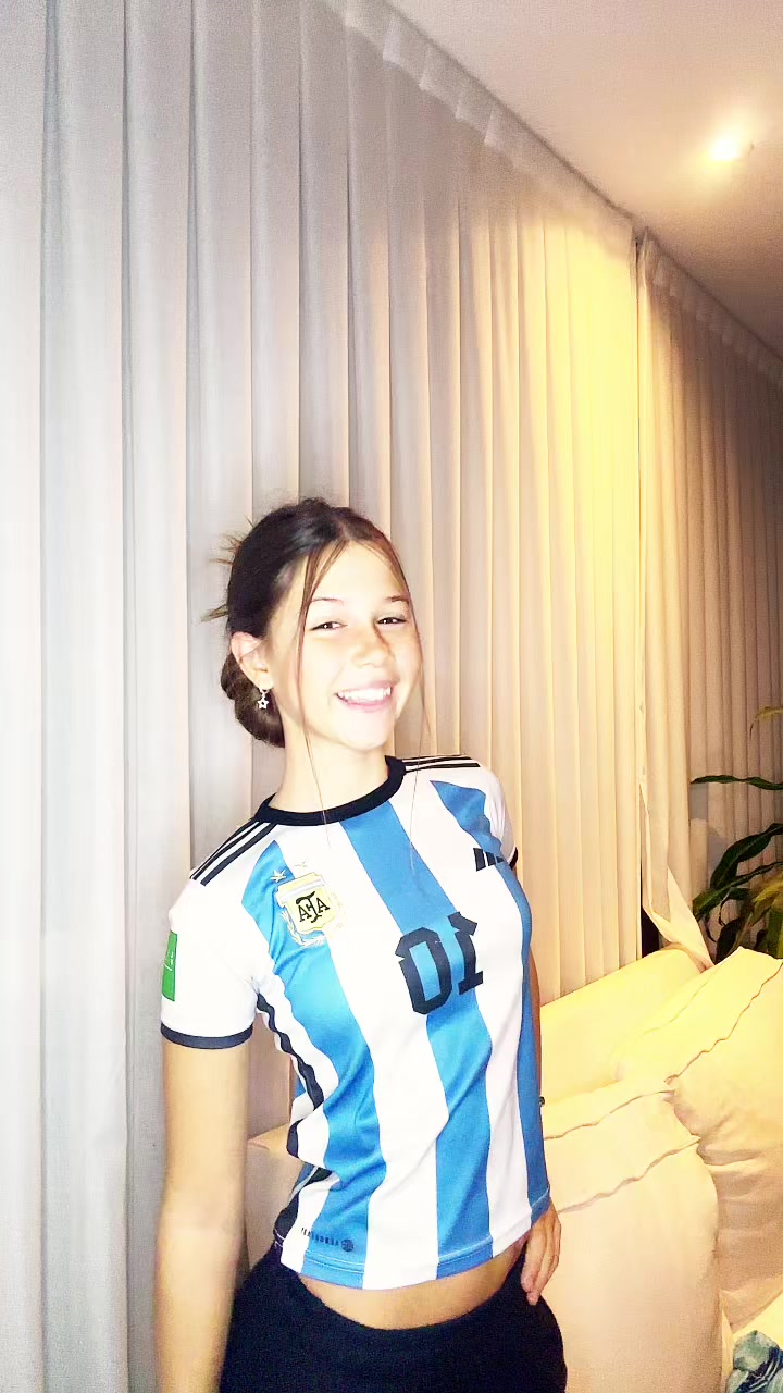 @~sofi menchón~