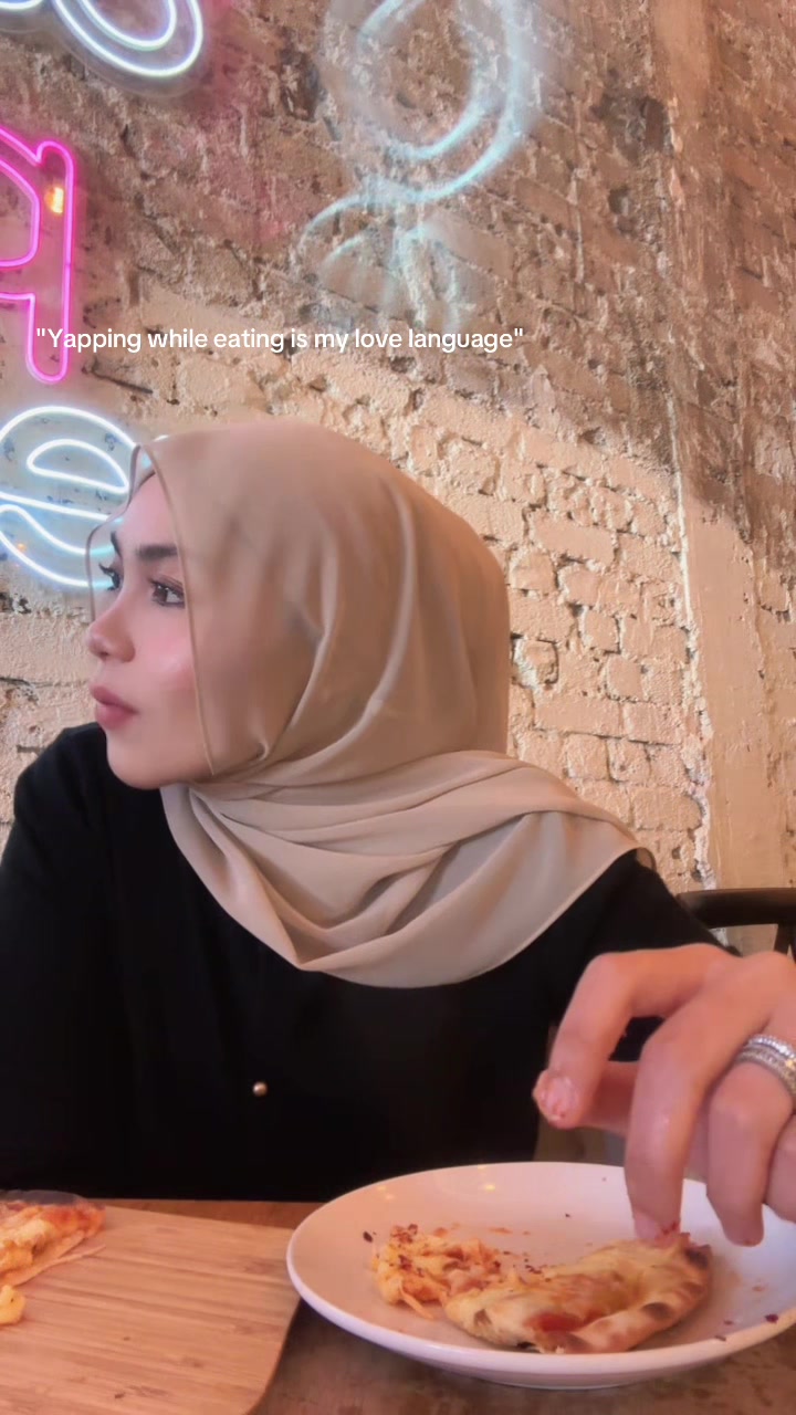 @Anissss