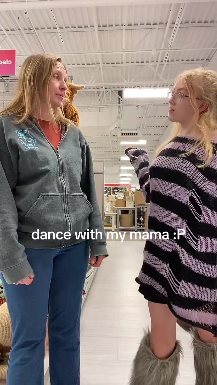 @aviana_ravoli