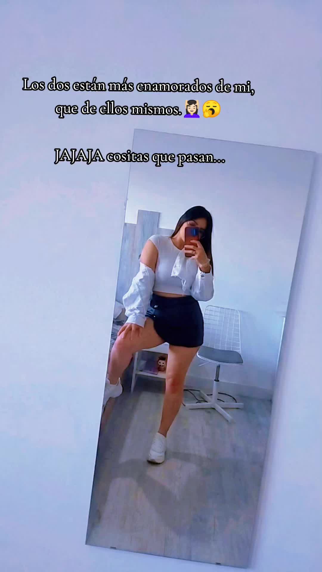 @Tati Benitez🌷