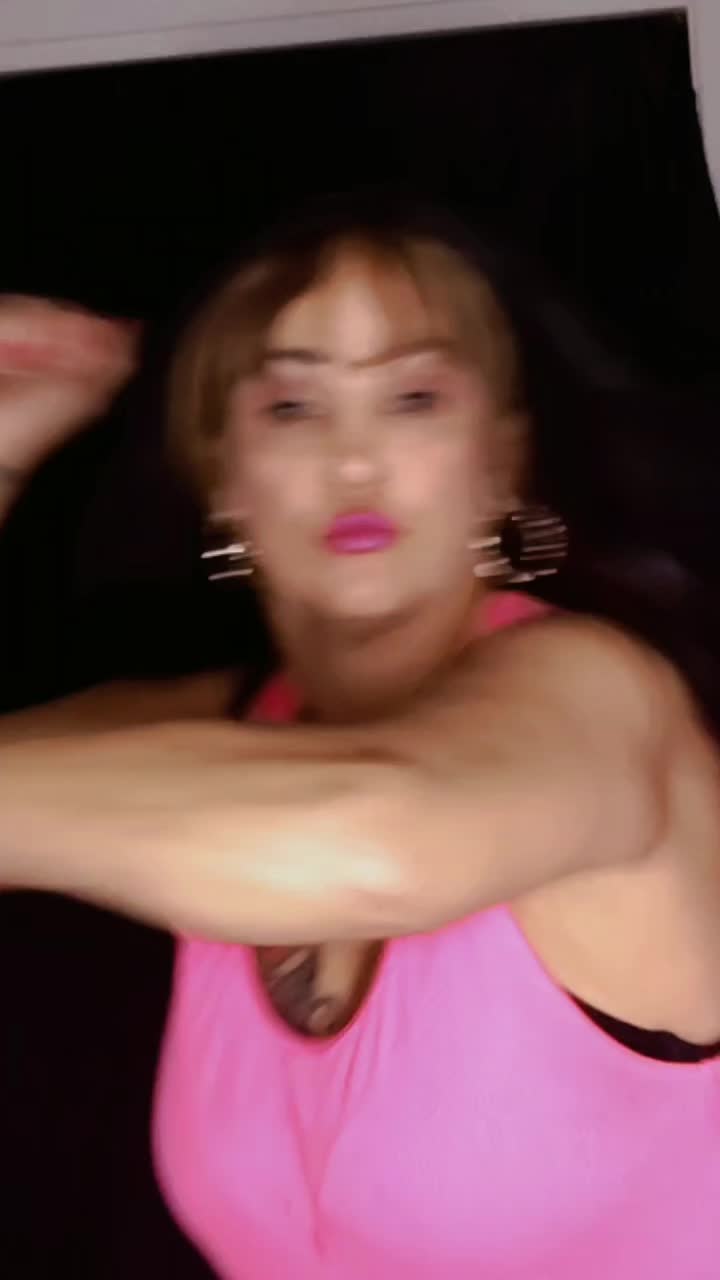 @MonaLove