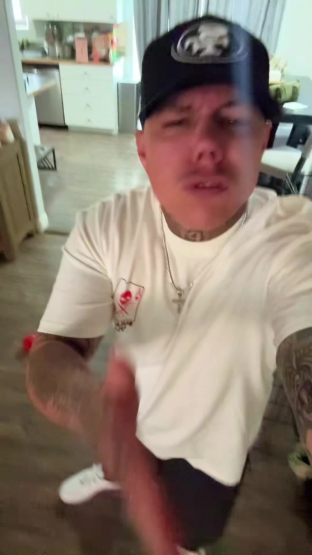 @THERAYBANMAN
