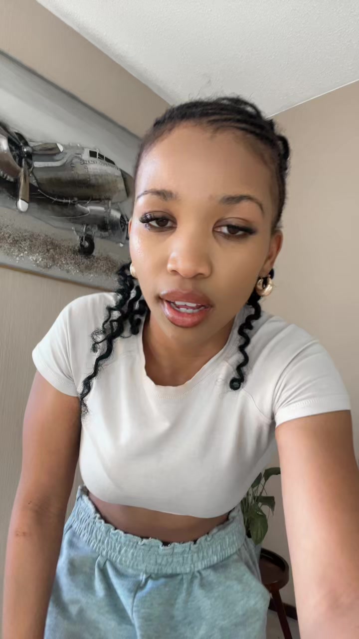 @Tlholohelo