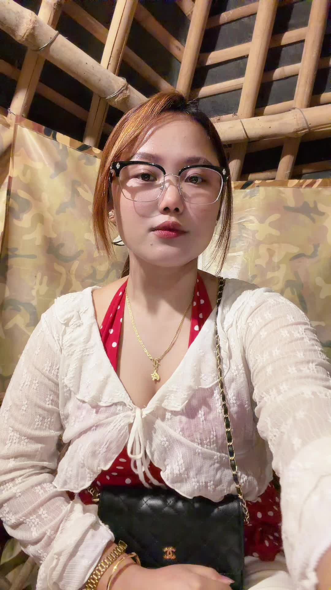 @👸🏻