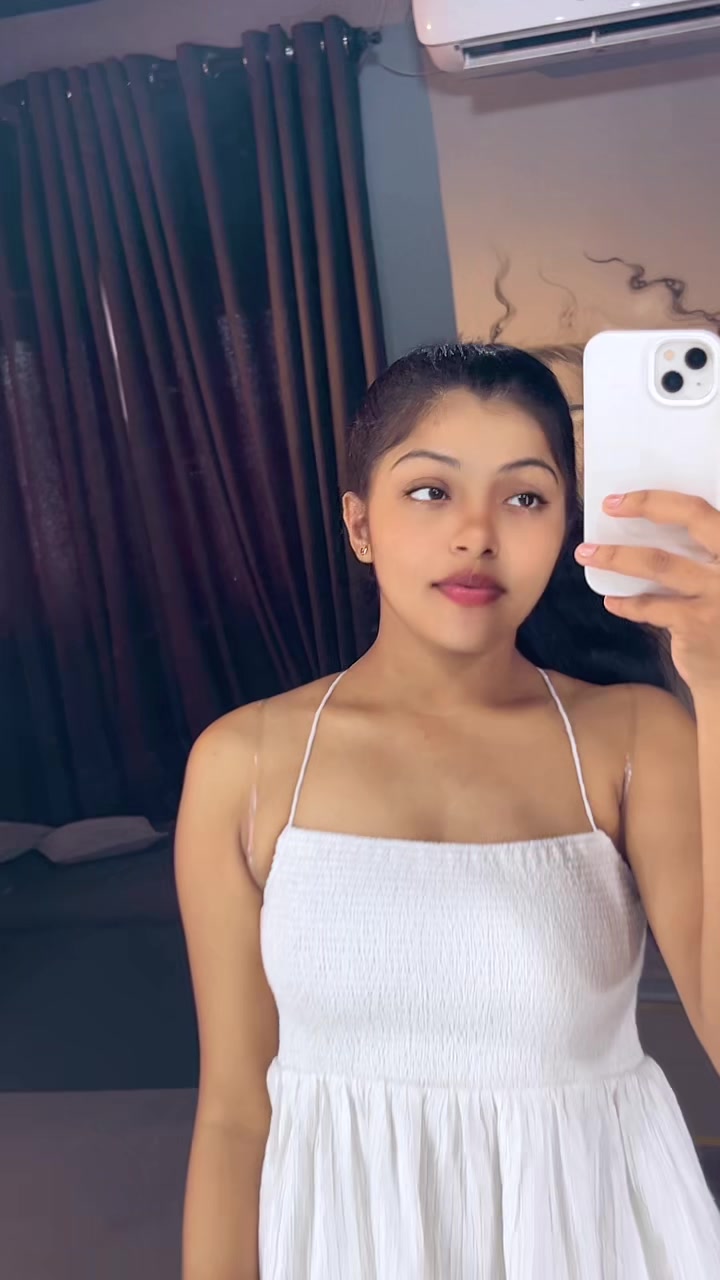 @apurwakawee 😍🌸🌼