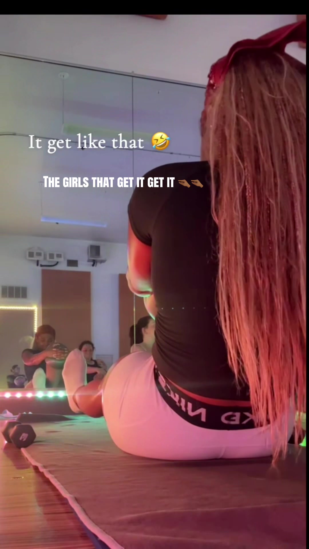 @Lavish_Lee
