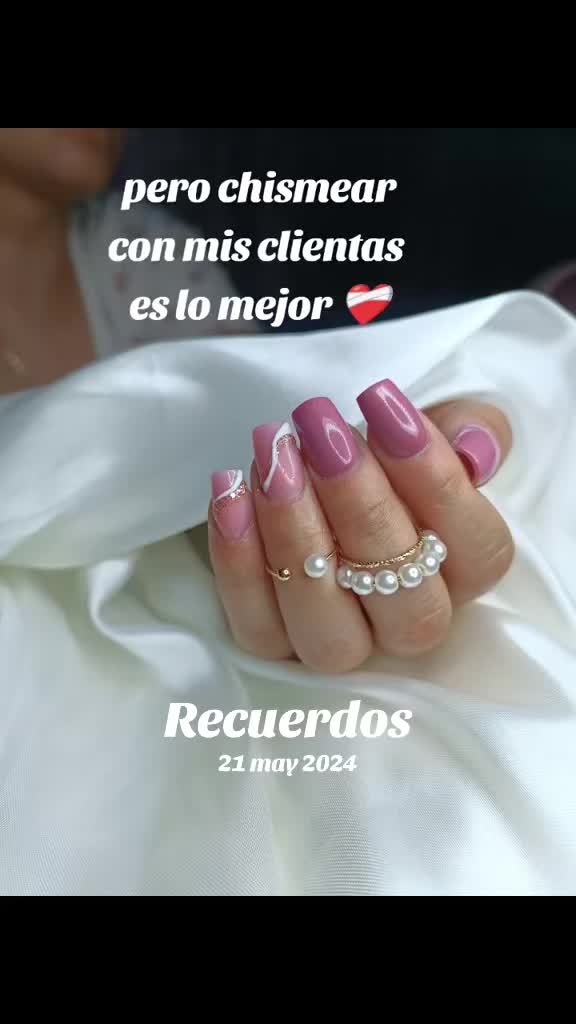 @mahalonails&lashes