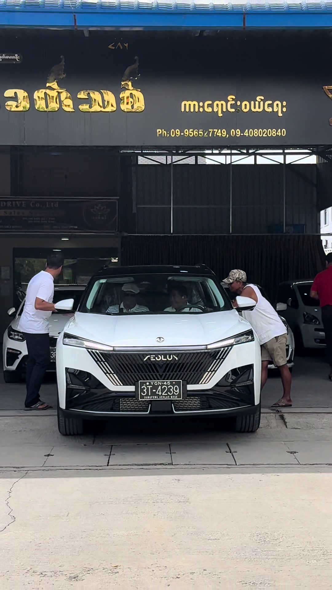 @Zaw Htet<Khit Thit Automobile>
