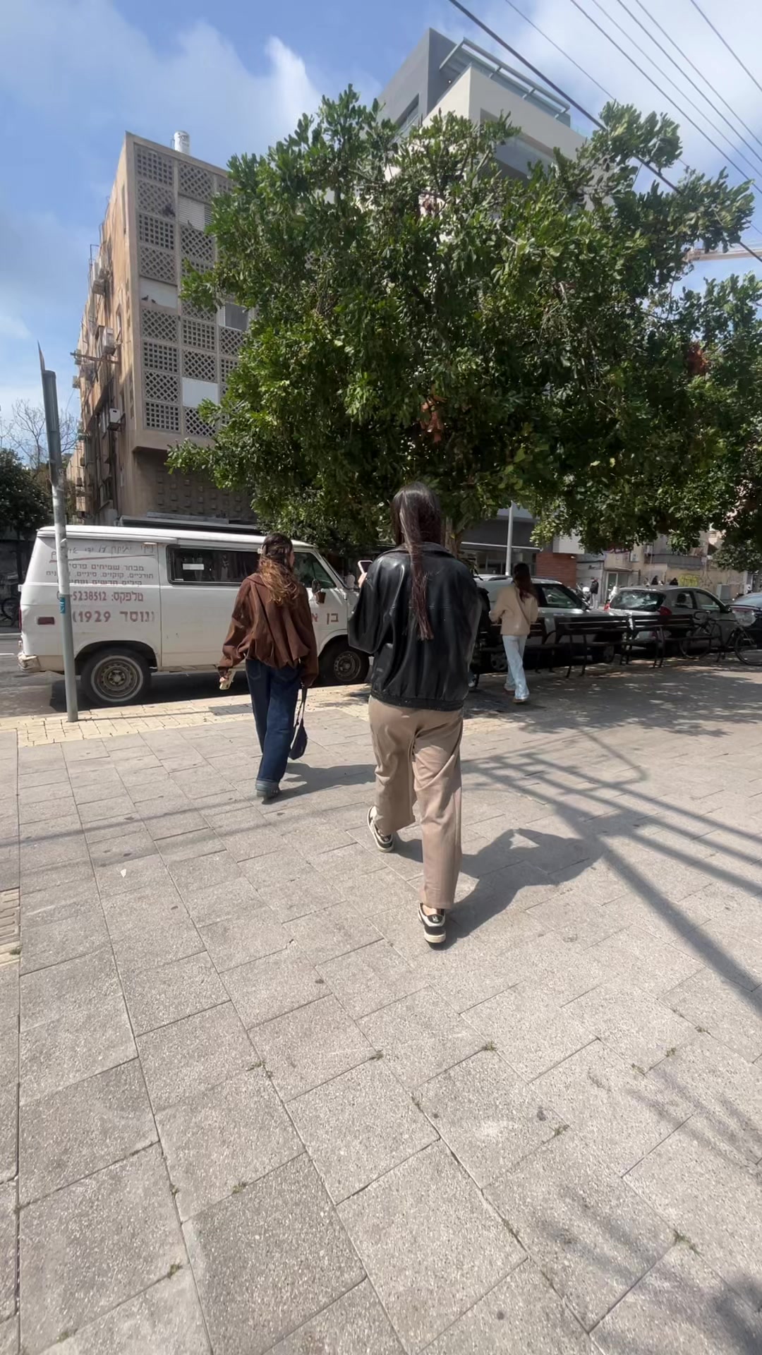 @לב חום🤎🤎🤎