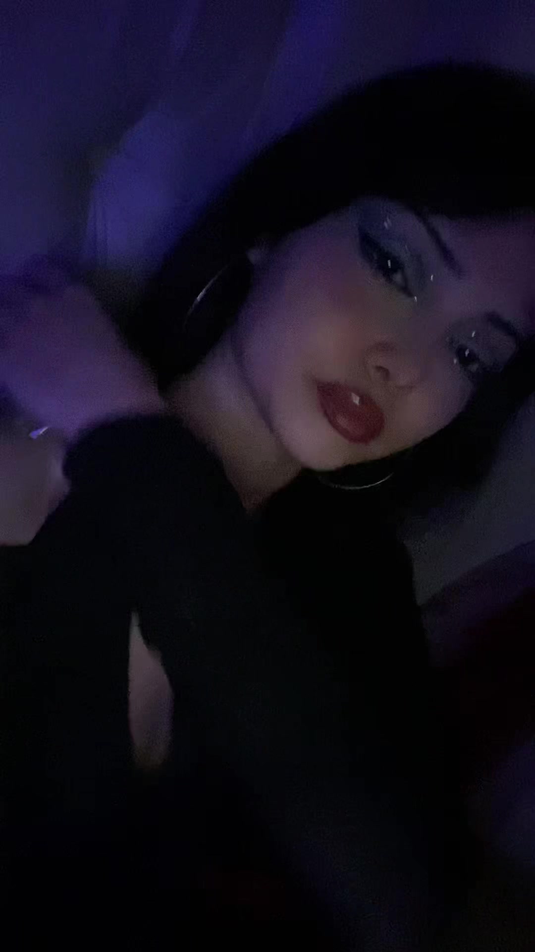 @تاليا